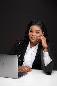 Fardelle-Grâce Tshula